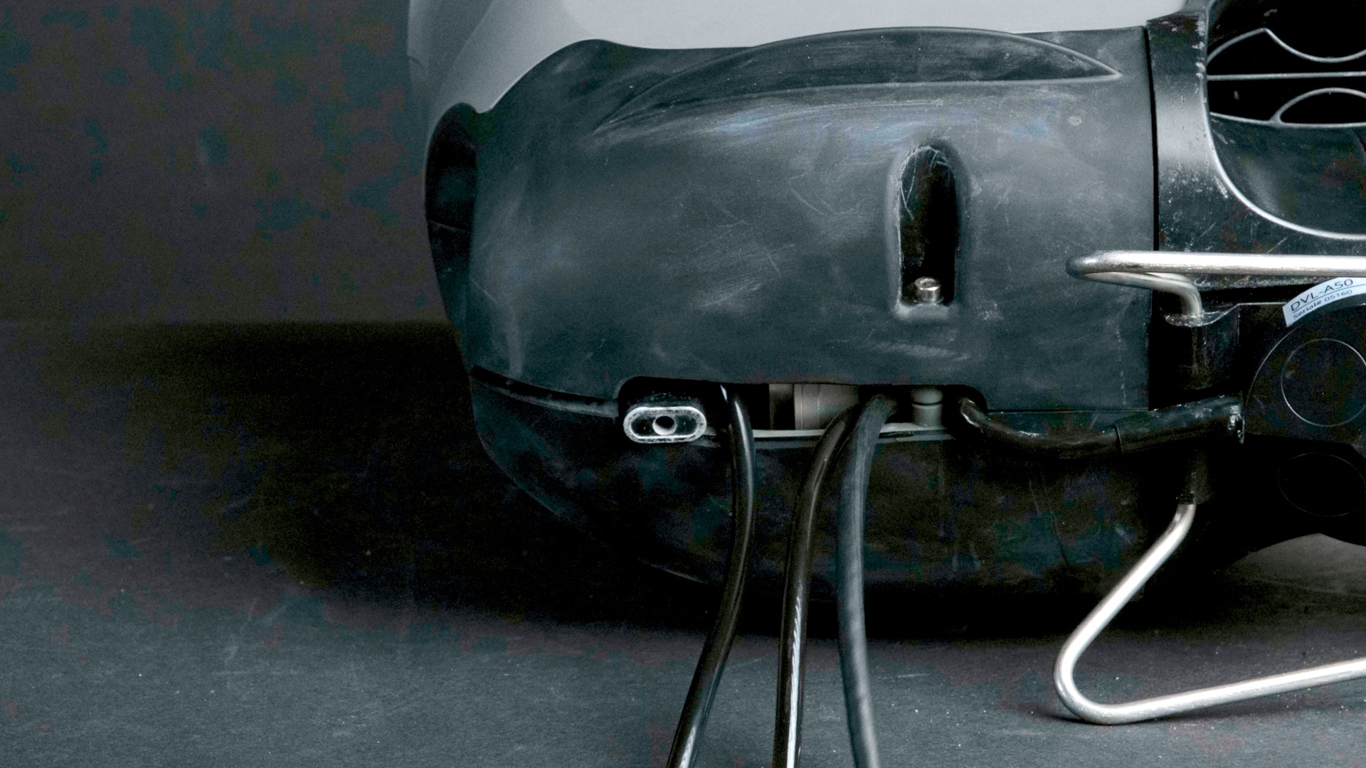Oculus_tutorial_still-oculus_gripper_DVL-cables_bottom2.jpg