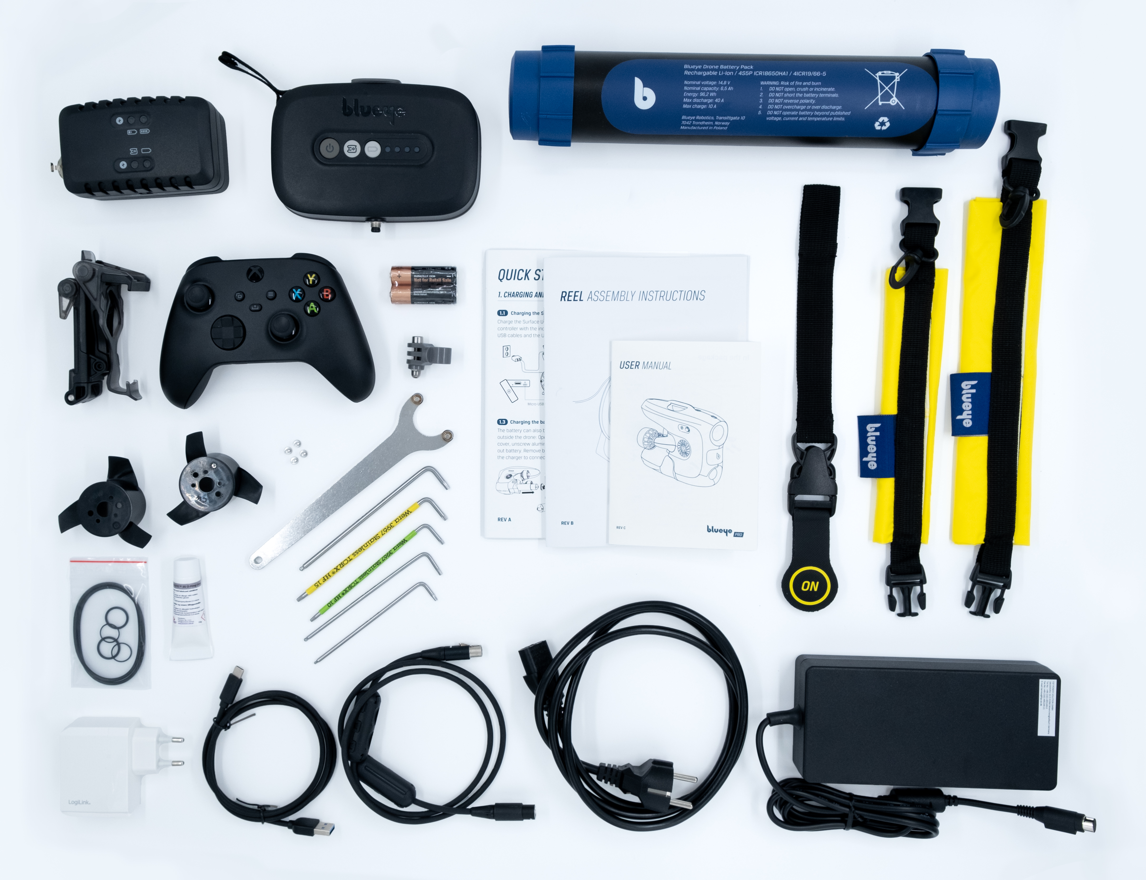 DSCF5815_Blueye_x3-basekit_bakground.jpg